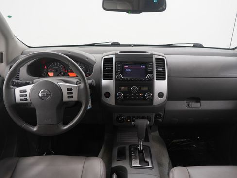 Used 2018 Nissan Frontier SV w/ Value Truck Package image 12