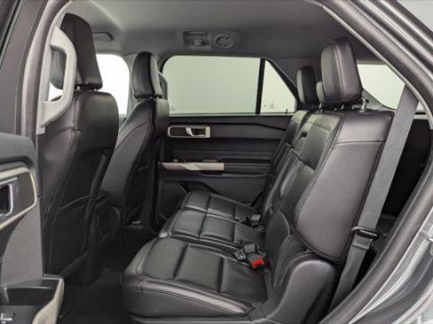 Used 2023 Ford Explorer XLT w/ Equipment Group 202A image 14