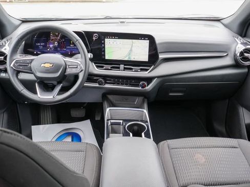 Certified 2025 Chevrolet Equinox LT FWD image 7