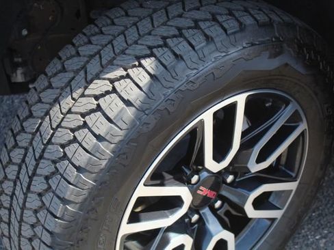 Used 2026 GMC Sierra 1500 AT4 AWD/4WD image 11