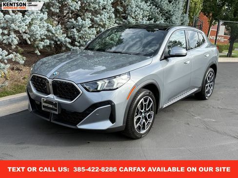 Used 2025 BMW X2 xDrive28i w/ Convenience Package image 3