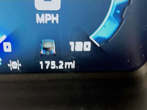 New 2025 Ford Bronco Outer Banks image 2