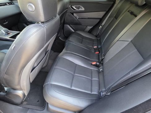 Used 2025 Land Rover Range Rover Velar Dynamic SE image 10