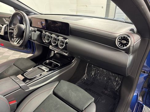 Certified 2025 Mercedes-Benz CLA 35 AMG 4MATIC image 19