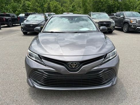 Used 2019 Toyota Camry LE FWD image 8