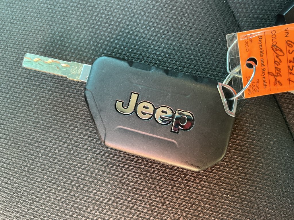 Certified 2023 Jeep Wrangler Unlimited Sport AWD/4WD image 30