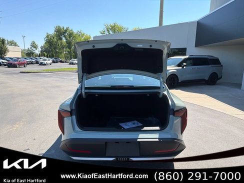 New 2026 Kia K4 FWD image 15
