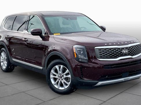 Used 2020 Kia Telluride LX FWD image 3