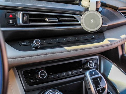 Used 2016 BMW i8 image 42