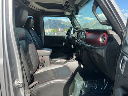 Used 2018 Jeep Wrangler Unlimited Rubicon AWD/4WD image 29
