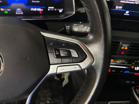 Used 2025 Volkswagen Jetta Sport FWD image 21
