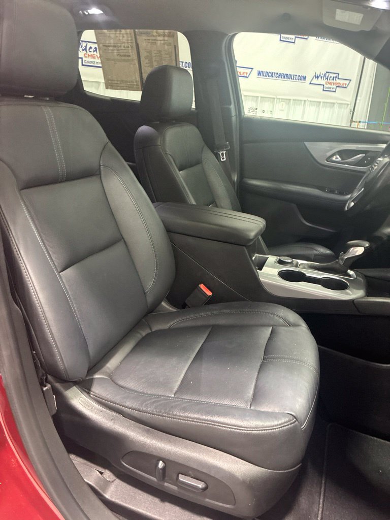 Used 2019 Chevrolet Blazer LT w/ Sound & Technology Package FWD image 33