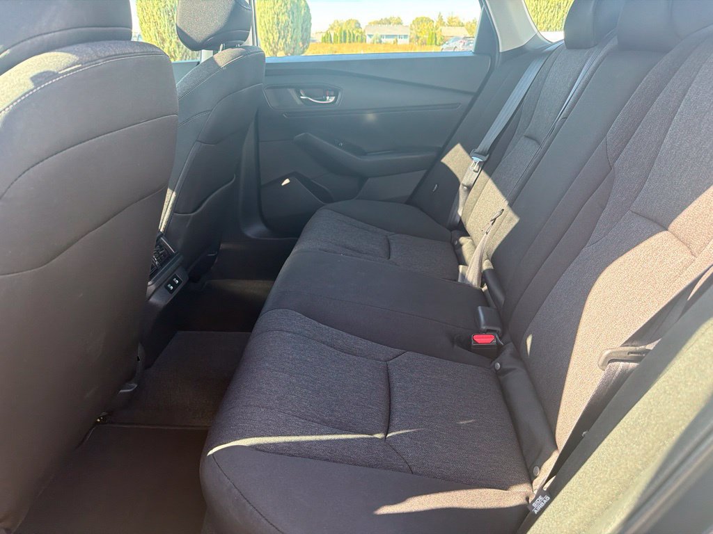 Used 2025 Honda Accord SE image 11