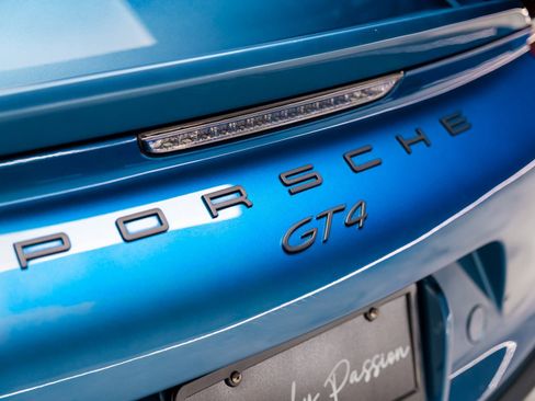 Used 2016 Porsche Cayman GT4 image 35