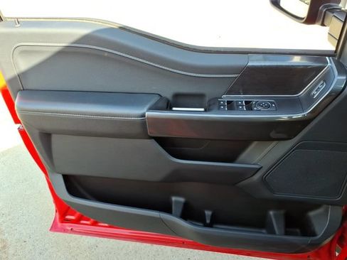 Used 2023 Ford F150 4x4 SuperCrew image 12