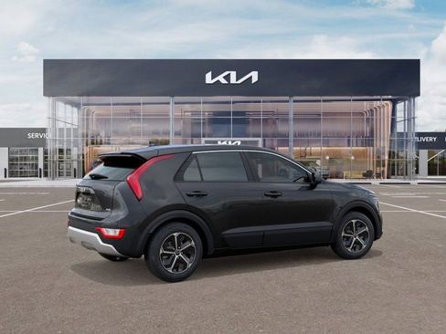 New 2026 Kia Niro LX image 6