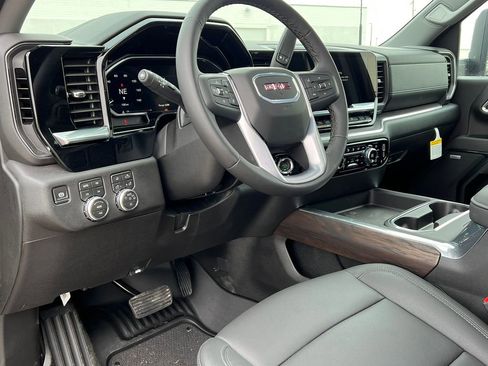 New 2026 GMC Sierra 2500 SLT w/ SLT Premium Package AWD/4WD image 25