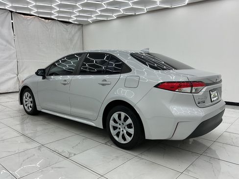 Used 2023 Toyota Corolla LE FWD image 12