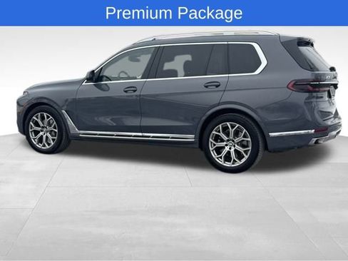 Used 2023 BMW X7 xDrive40i w/ Premium Package image 4