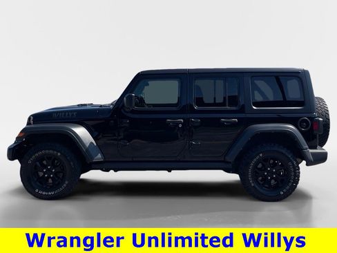 Used 2021 Jeep Wrangler Unlimited Sport image 3