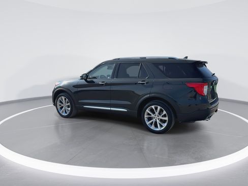 Used 2022 Ford Explorer Platinum w/ Equipment Group 601A image 7