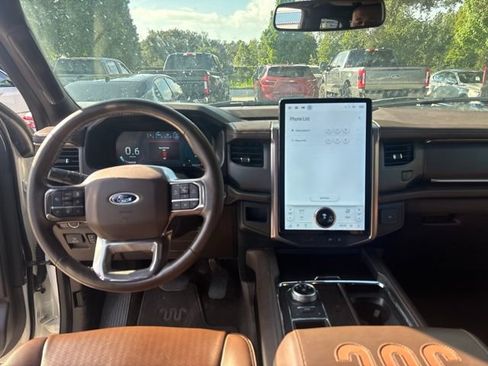 Used 2022 Ford Expedition King Ranch RWD image 11