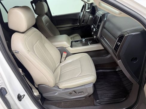 Used 2018 Ford Expedition Max Limited w/ Equipment Group 301A RWD image 57