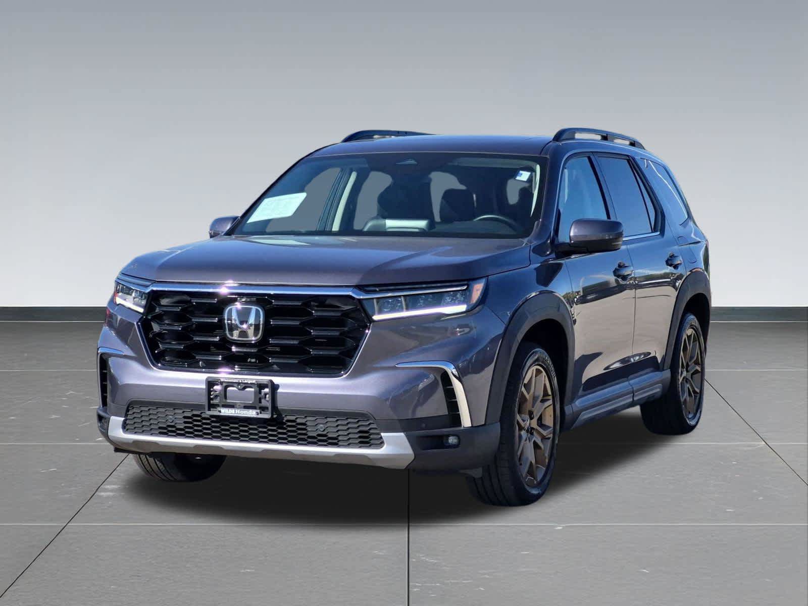 Certified 2024 Honda Pilot Touring image 10