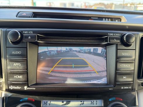 Used 2018 Toyota RAV4 XLE image 11