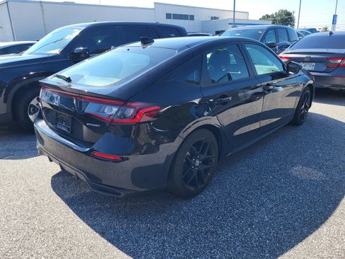 Used 2024 Honda Civic Sport image 4