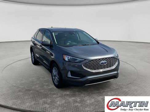 Used 2024 Ford Edge SEL AWD/4WD image 3