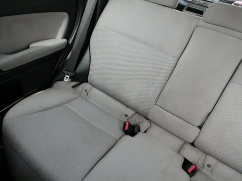 Used 2016 Subaru Forester 2.5i Premium image 12