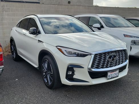 Used 2023 INFINITI QX55 Essential AWD/4WD image 3