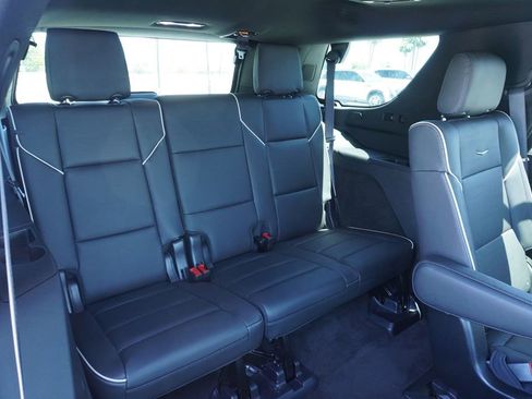 Certified 2023 Cadillac Escalade Premium Luxury AWD/4WD image 10
