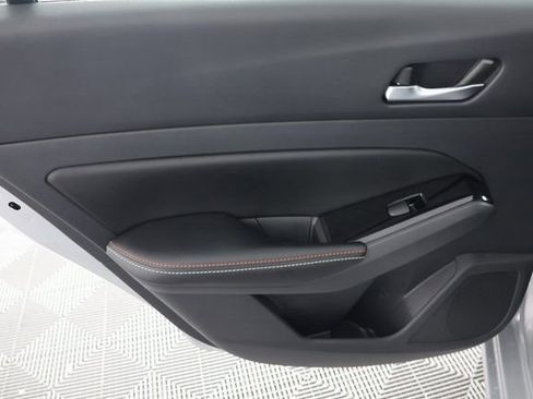 Used 2023 Nissan Altima 2.5 SR w/ SR Premium Package image 27