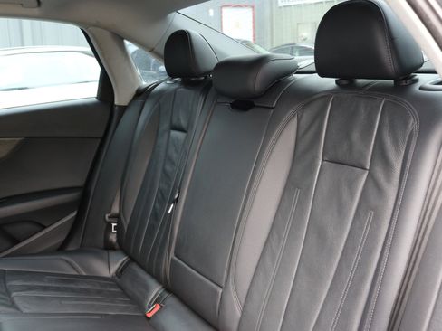 Used 2019 Audi A4 2.0T Premium w/ Convenience Package image 19