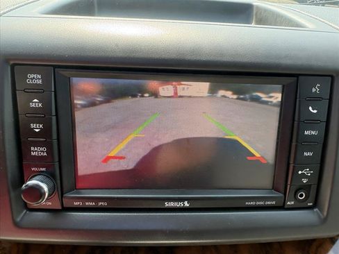 Used 2013 Volkswagen Routan SEL Premium FWD image 24
