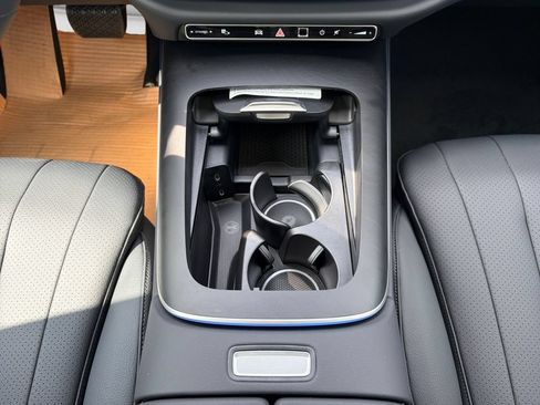 New 2027 Mercedes-Benz E 350 4MATIC Sedan image 12