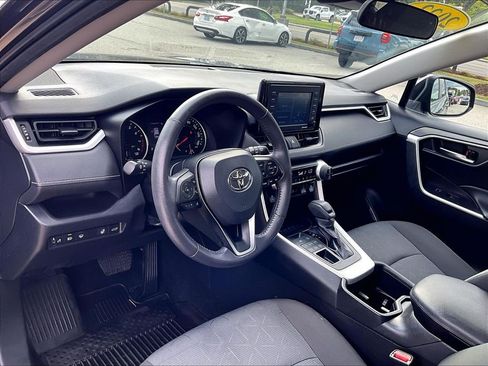 Used 2022 Toyota RAV4 XLE w/ Convenience Package AWD/4WD image 8