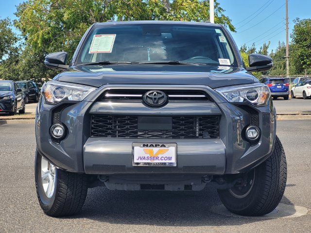 Used 2024 Toyota 4Runner SR5 Premium w/ Moonroof Package AWD/4WD image 3