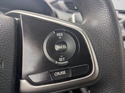 Used 2018 Honda CR-V LX image 14