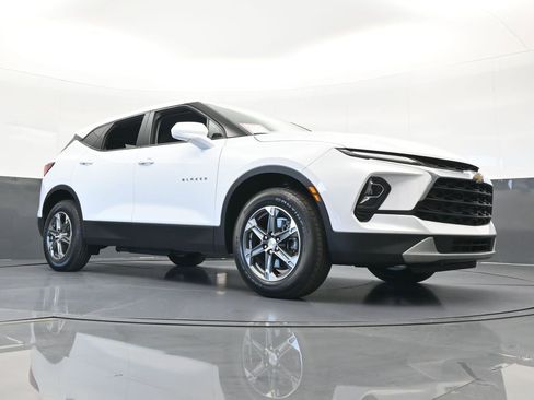 Used 2024 Chevrolet Blazer LT image 61