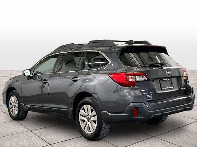 Used 2018 Subaru Outback 2.5i Premium AWD/4WD image 11