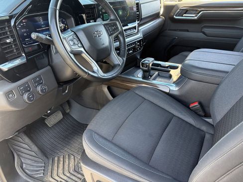 Certified 2025 Chevrolet Silverado 1500 LT Trail Boss AWD/4WD image 19