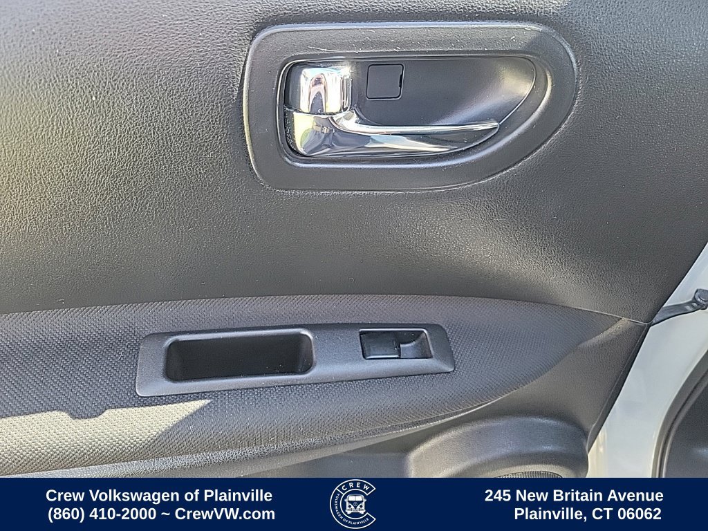 Used 2015 Nissan Rogue S w/ Convenience Package AWD/4WD image 48