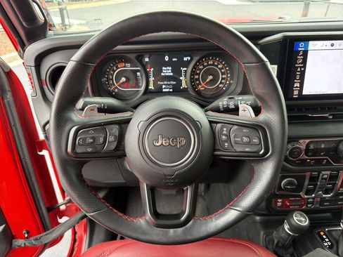 Used 2024 Jeep Wrangler Unlimited Rubicon 392 AWD/4WD image 9