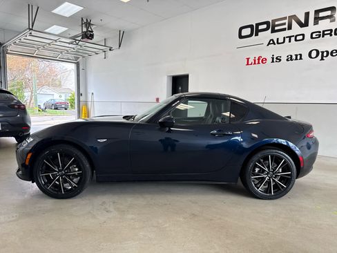 Certified 2025 MAZDA MX-5 Miata RF Grand Touring RWD image 3