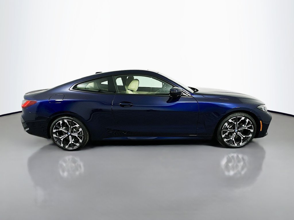 Used 2026 BMW 430i Coupe w/ M Sport Package RWD image 4