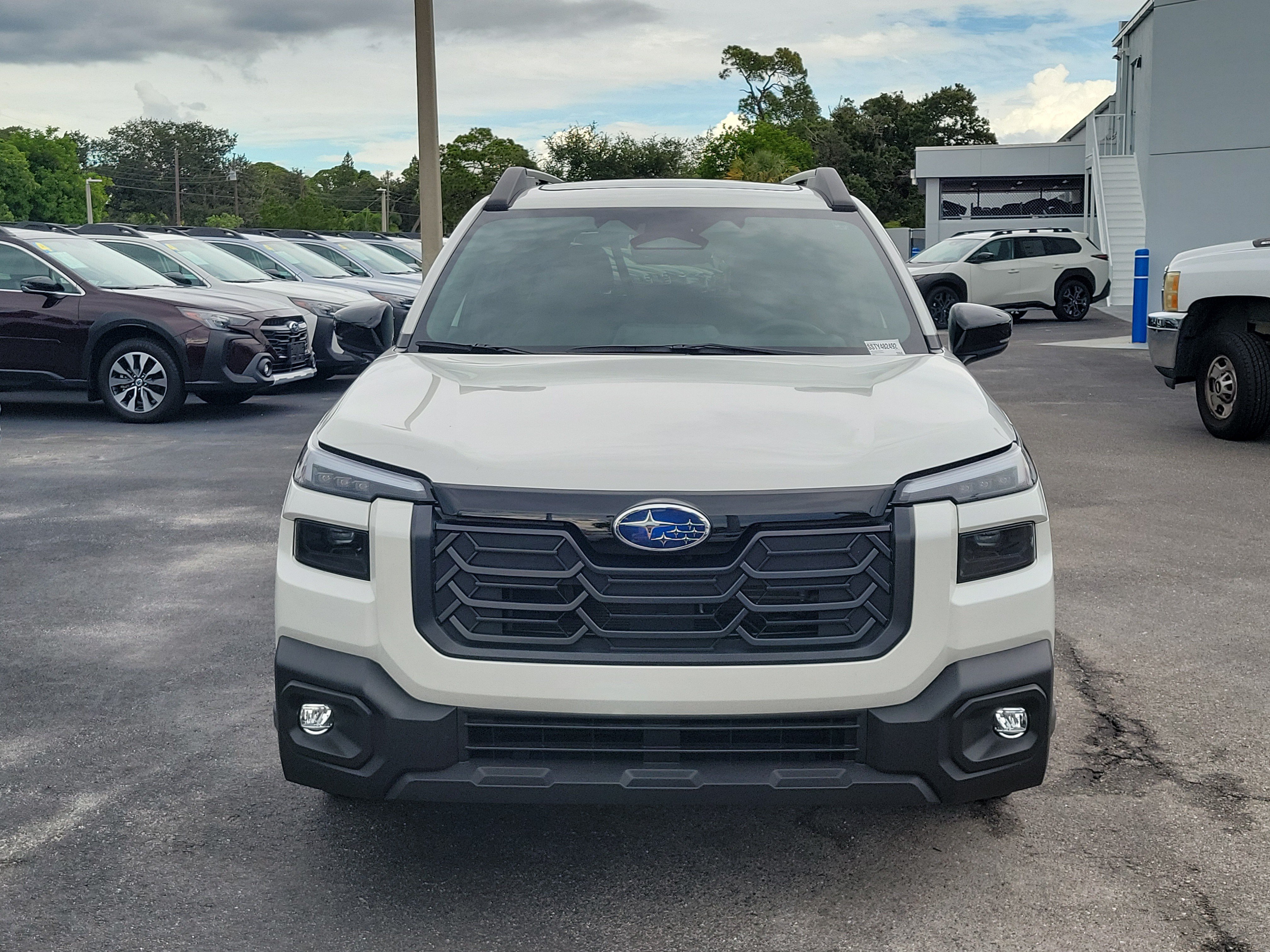 Certified 2026 Subaru Outback Premium AWD/4WD image 2
