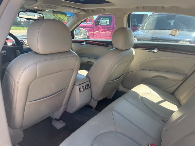 Used 2006 Buick Lucerne CXS w/ Driver Confidence Package FWD image 6